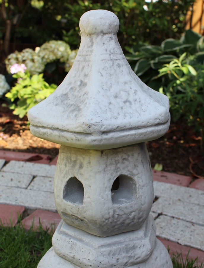 Beton Deko Figur japanische Laterne H 38 cm asiatische Pagode Dekofigur und Gartenskulptur