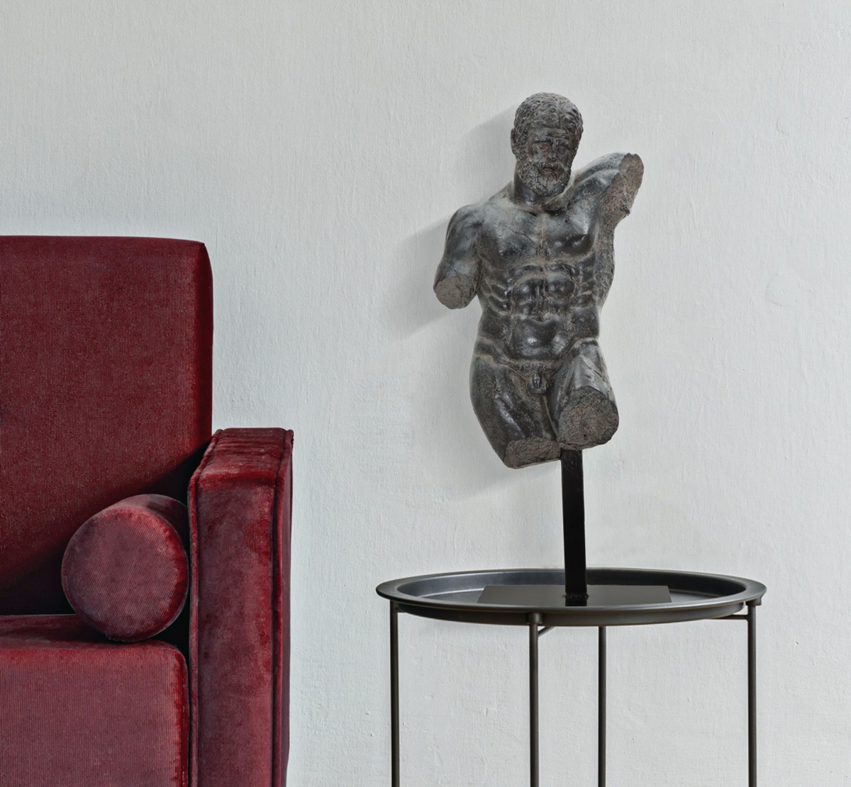 Dekofigur klassische Männerbüste Skulptur Torso ohne Arme und Beine Statue schwarz H 57,5 cm