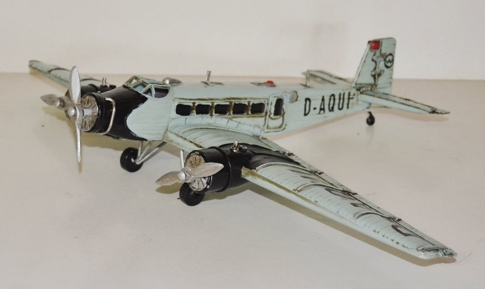 Blechflugzeug Nostalgie Modellflugzeug Oldtimer Marke Junkers JU 52 Modell aus Blech B 52 cm