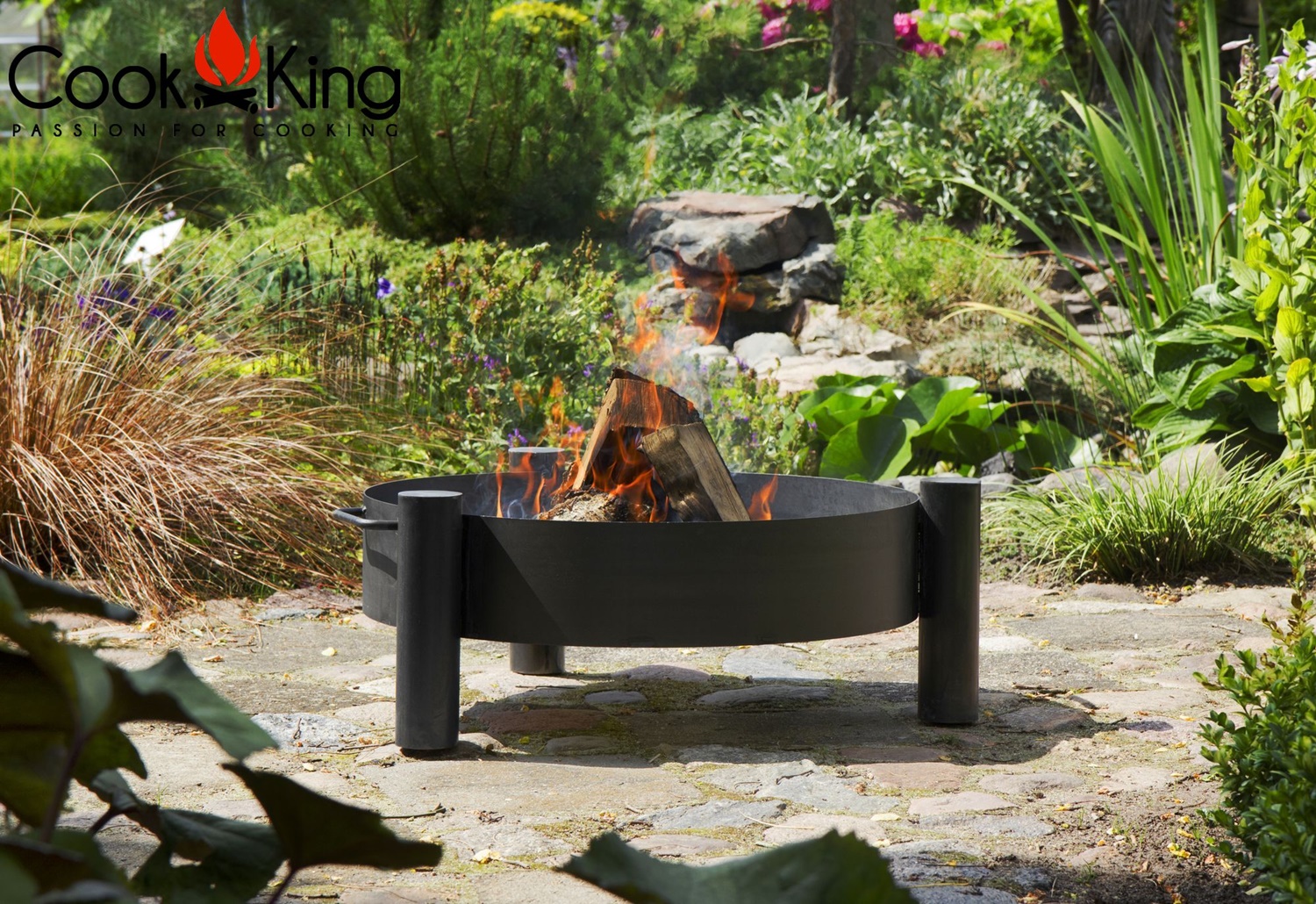 Feuerschale "Haiti" Ø 70cm Feuerstelle für den Garten aus Stahl Feuerkorb als Wärmequelle oder Grill