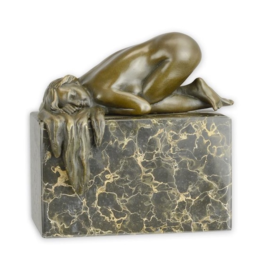Bronzefigur weiblicher Akt liegend über Knien H 13,5 cm Bronzeskulptur Frauenakt aus Bronze