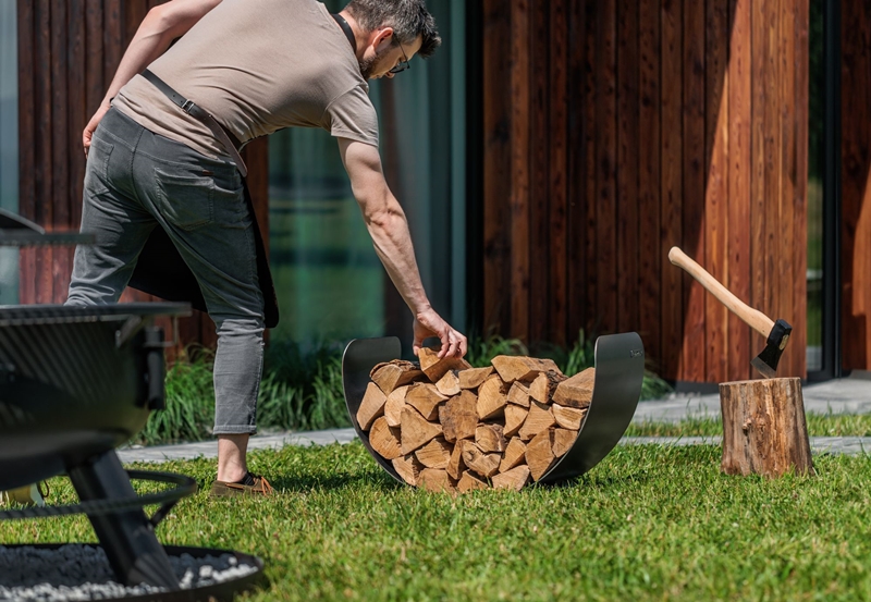 Kaminholzregal "Turyn" Breite 70 cm Holzregal für Kaminholz Kaminholzablage aus Stahl Holzkorb