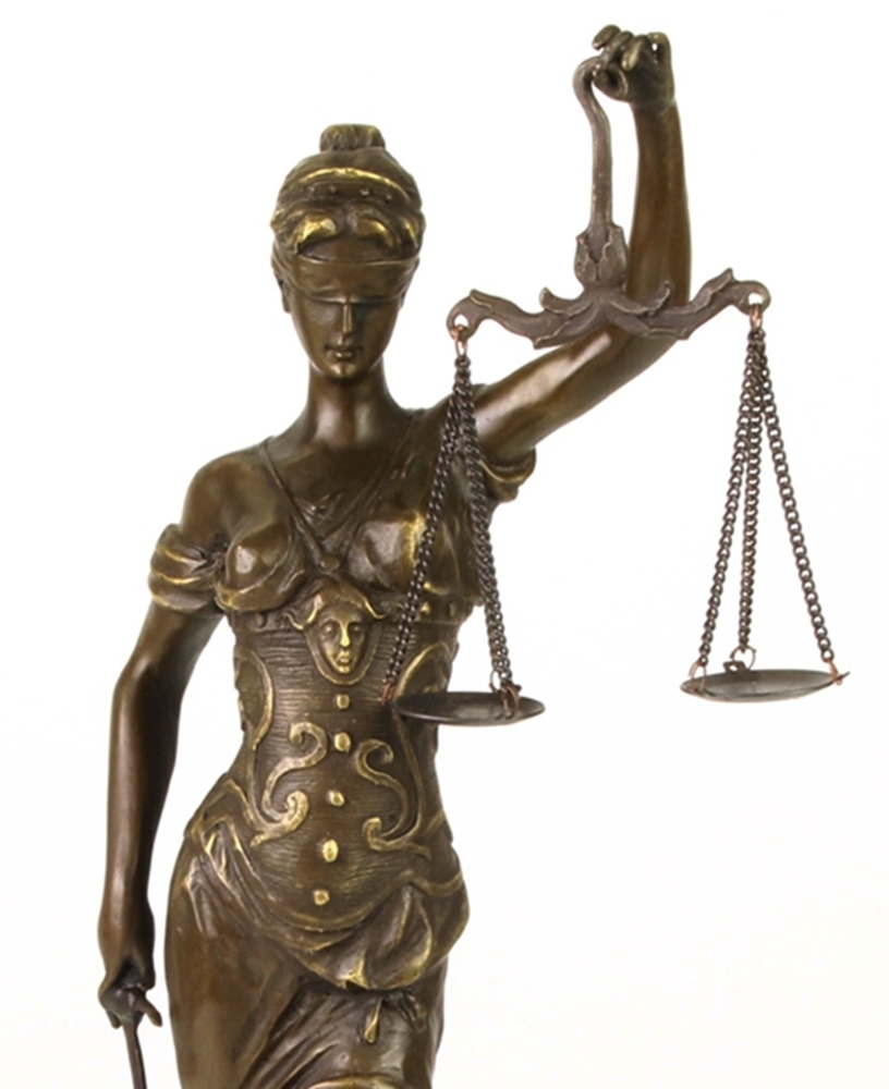 Bronzefigur Bronzeskulptur Bronze Justitia auf Marmorsockel H 40 cm Göttin der Gerechtigkeit Figur