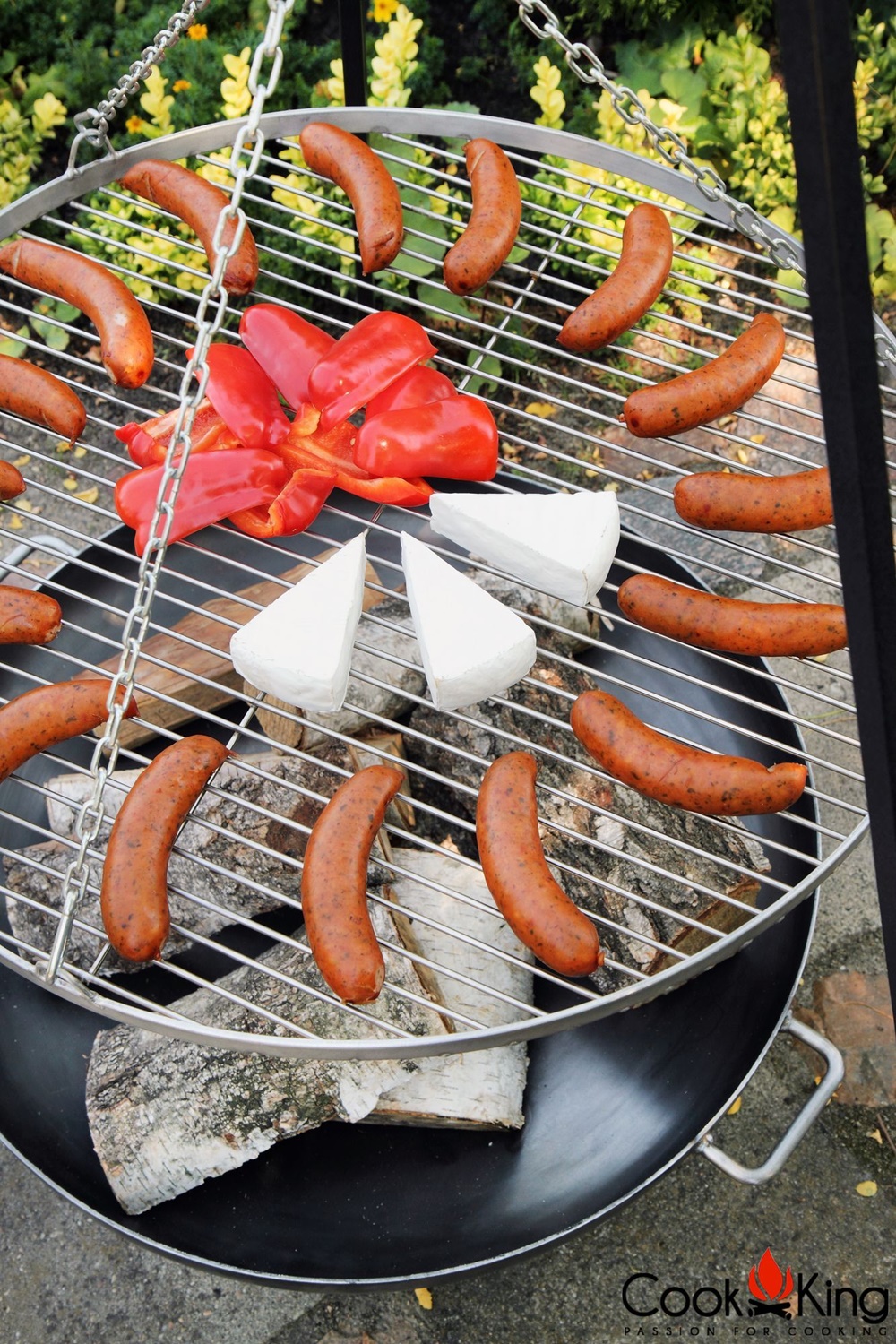 Set: Dreibein H 180 cm mit Grillrost Ø 60 cm Edelstahl + Feuerschale "Bali" Ø 70 cm Schwenkgrill